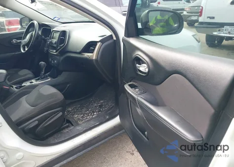 2015 Jeep Cherokee Sport z USA, uszkodzony, nr VIN 1C4PJLAB1FW631553